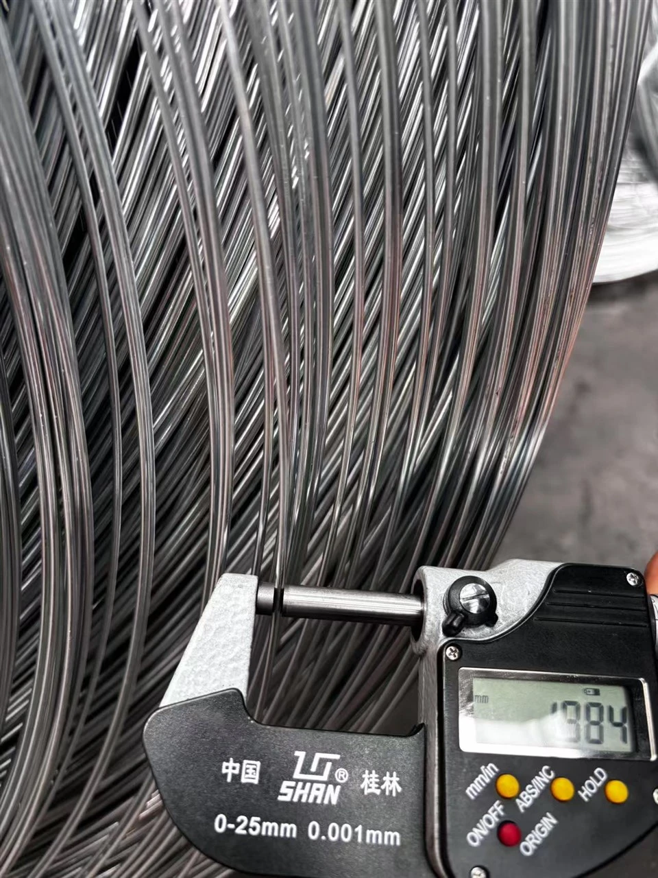 1.98mm 45# Zinc 40g/sqm Steel Galvanized Iron Wire Alibaba China