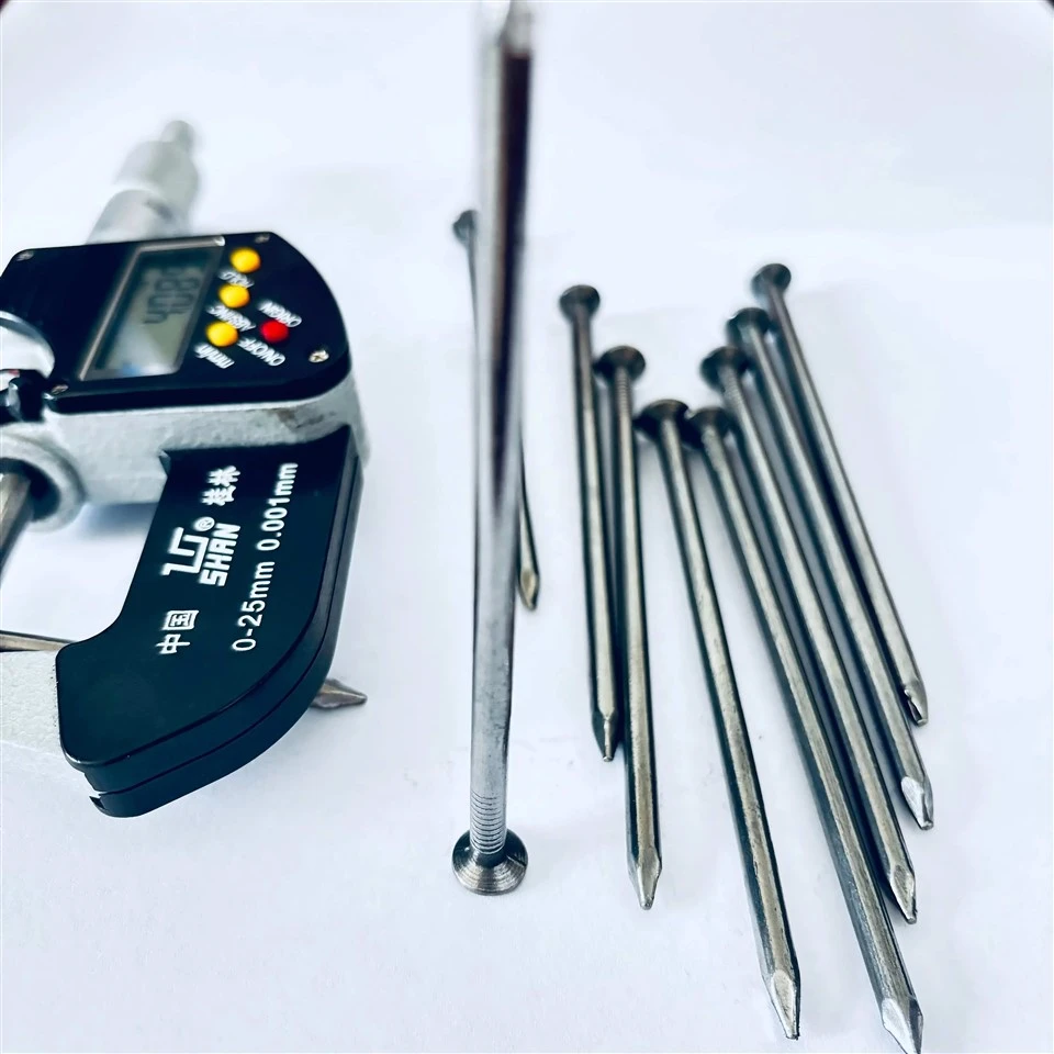 2 Inch Wire Rod Q195 Q235 Smooth Shank Roofing Nail