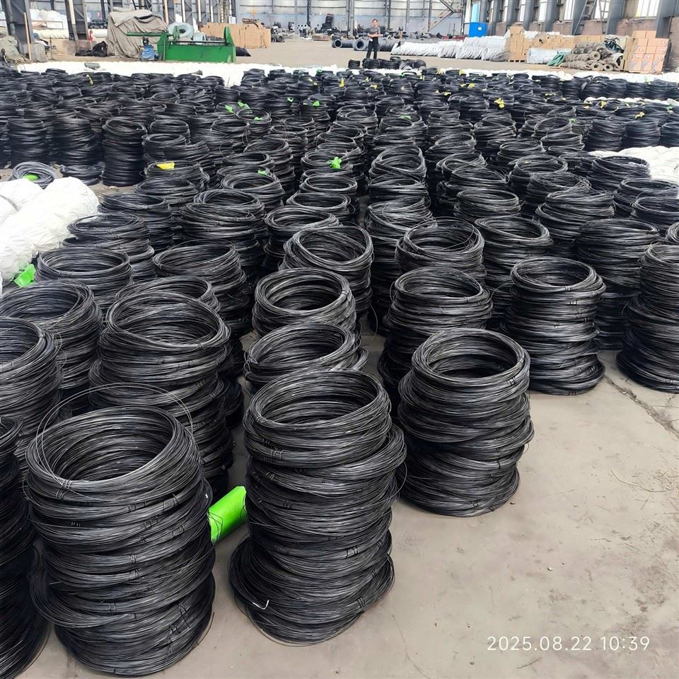 8# 10# Black Annealed Welded Iron Wire For Fence Construction Durable With Bending And Cutting Services