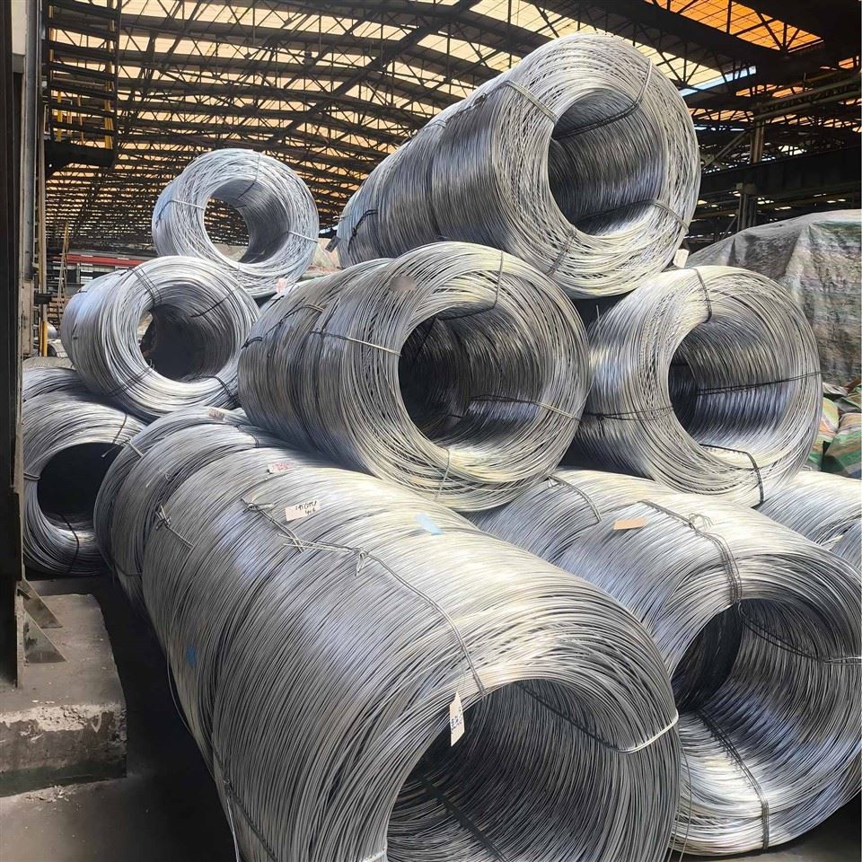 Q195 BWG8 Galvanized Carbon Steel Wire Coated Tie Wire For Binding Loop Tie Wire Cuttable And Bendable Electro Galvanized
